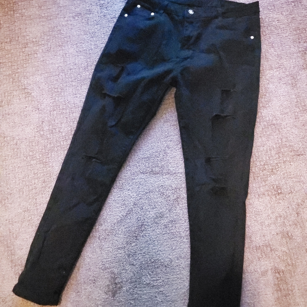 Black Skinny Jeans